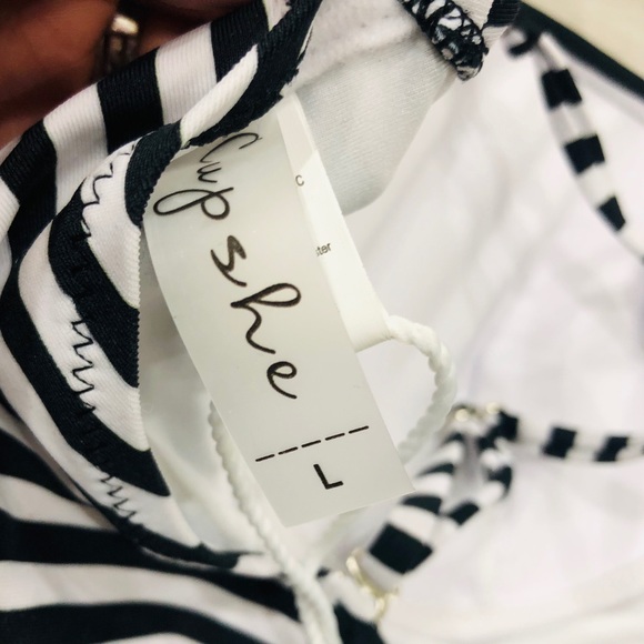 {NWT} Cupshe Bikini Top Black + White Padded SZ. L - Picture 8 of 8